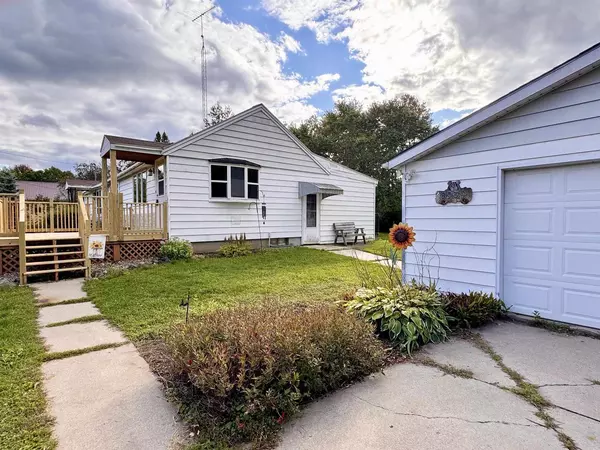 Marion, WI 54950,825 S MAIN STREET