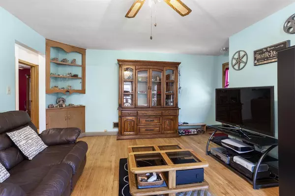 Menasha, WI 54952,705 6TH STREET