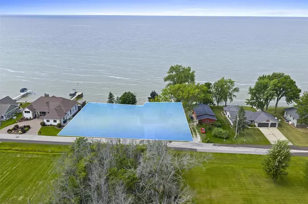 Luxemburg, WI 54217,N9613 BAY SHORE LANE