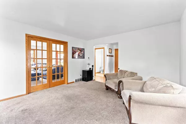 Fond Du Lac, WI 54935,994 S PARK AVENUE