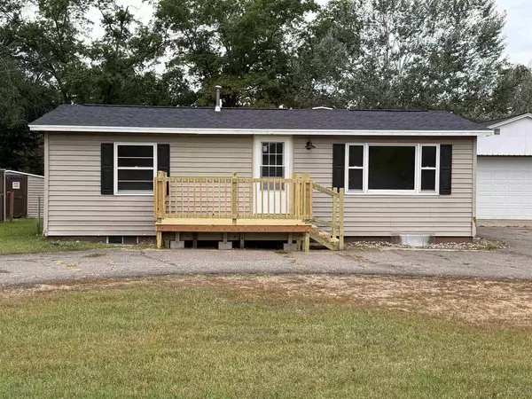 Crivitz, WI 54114,N6889 N 6TH STREET