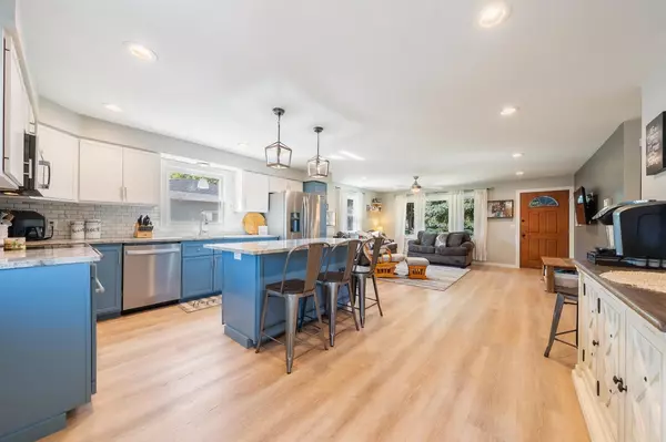 Appleton, WI 54915,2512 S ERIC DRIVE