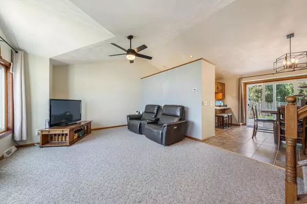 Neenah, WI 54956,1341 ALPINE LANE