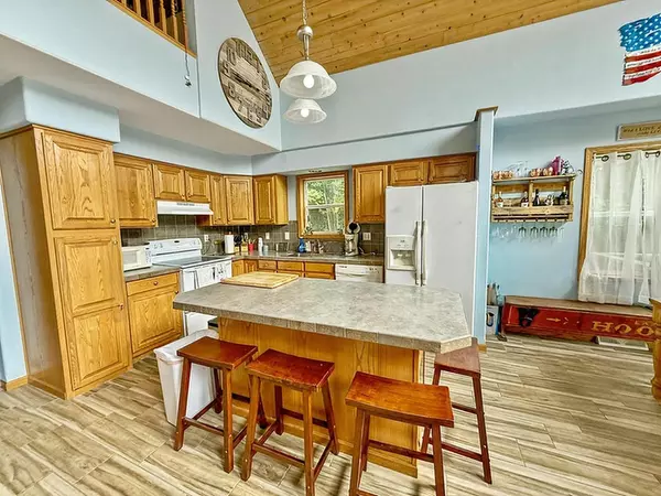 Pembine, WI 54156,N17082 ROTH LANE