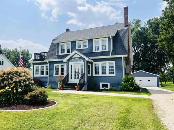 424 N SWIFT STREET, Glenbeulah, WI 53023