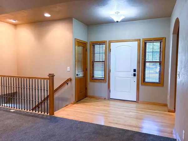 Oshkosh, WI 54904,1911 TIMBERLINE DRIVE