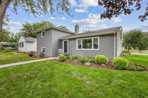 649 STEVENS STREET, Neenah, WI 54956