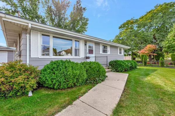 Neenah, WI 54956,214 W PECKHAM STREET