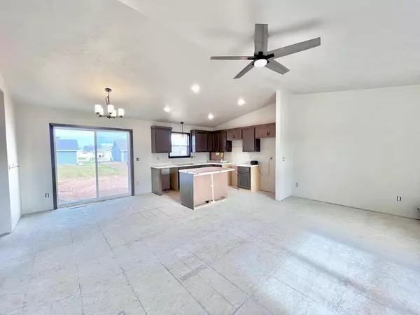 Kaukauna, WI 54130,2034 RED FOX LANE