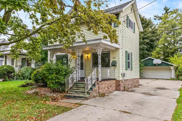 460 NICOLET BOULEVARD, Menasha, WI 54952