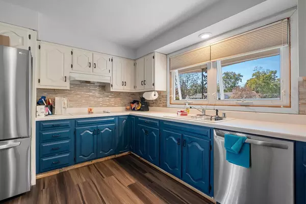 Appleton, WI 54914,1712 S SEMINOLE ROAD