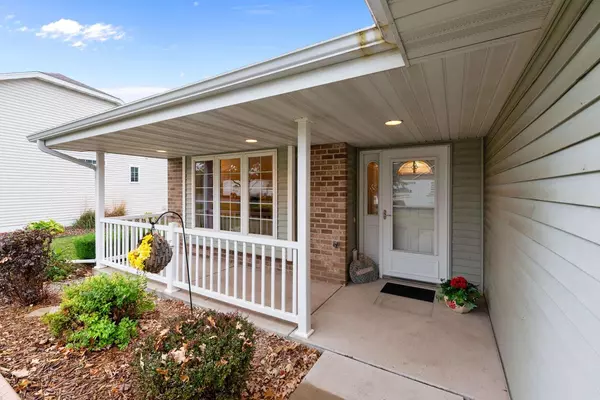 Fond Du Lac, WI 54935,30 SOMERSET LANE