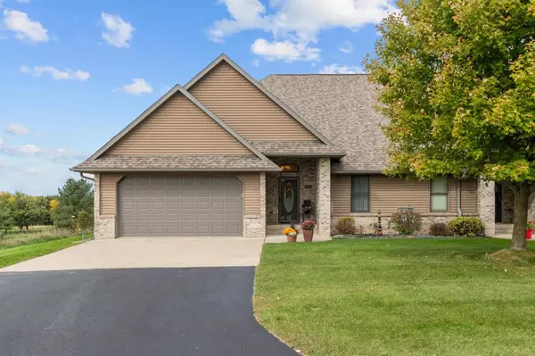 N2369 FAIRWAY VIEW LANE #6, Wautoma, WI 54982