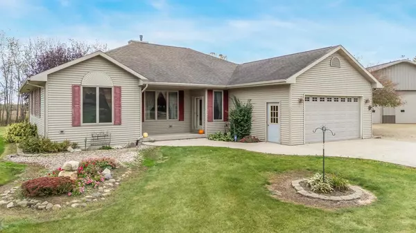 4980 BRODERICK ROAD, Omro, WI 54963