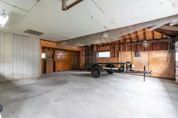 Menasha, WI 54952,1129 POMER WAY
