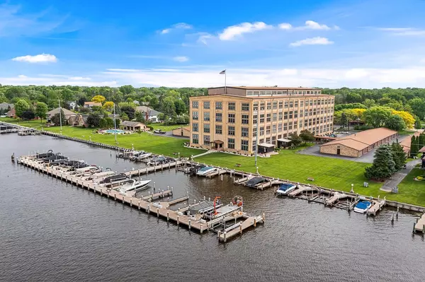 1545 ARBORETUM DRIVE #411, Oshkosh, WI 54901