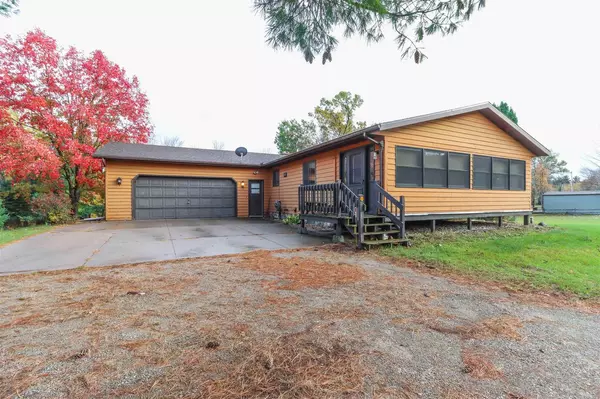 Waupaca, WI 54981,N1074 COUNTY HIGHWAY E