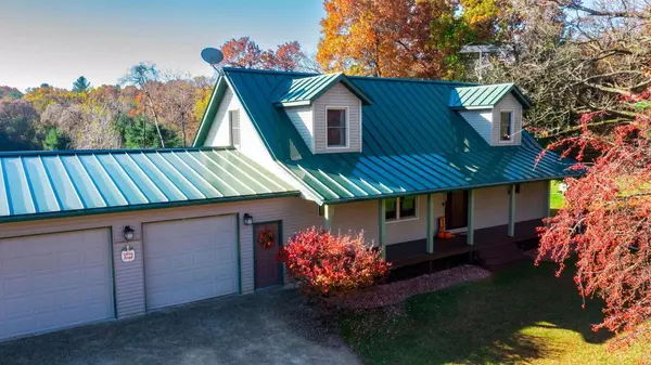 Waupaca, WI 54981,W4789 N LONG LAKE ROAD