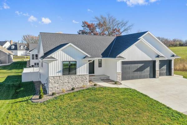 1104 BAY MIST DRIVE, Green Bay, WI 54311