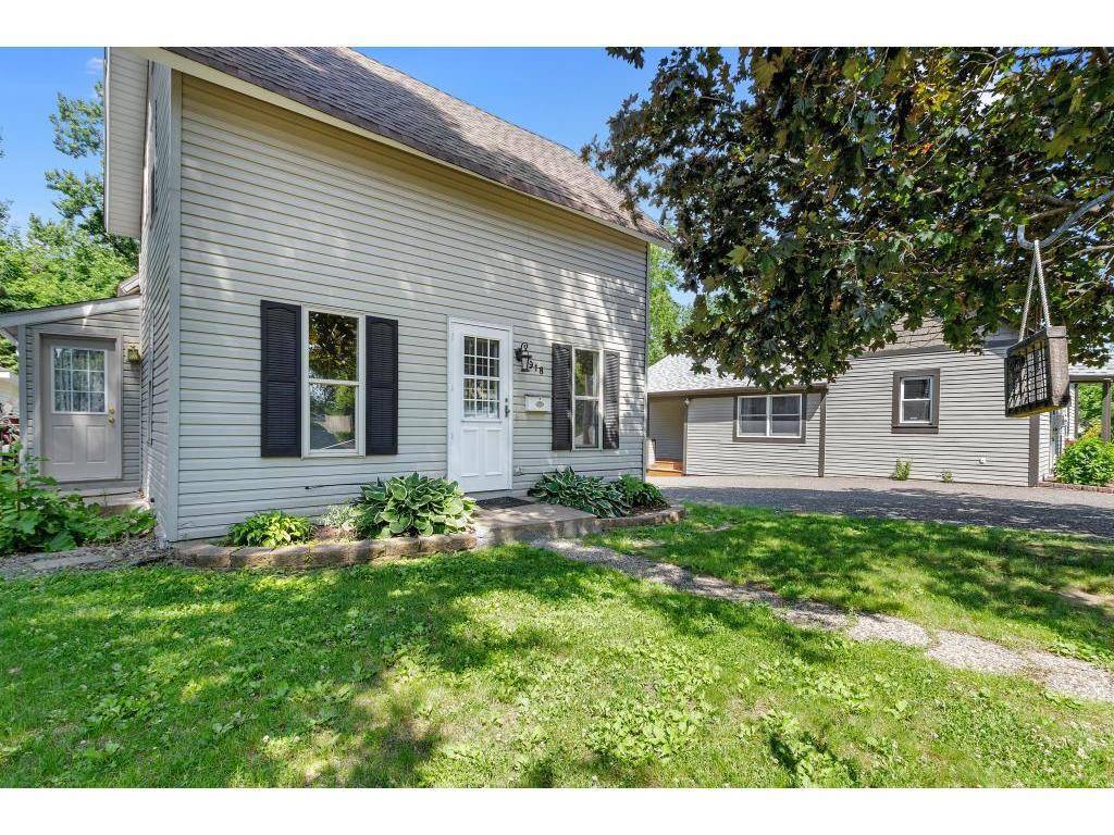 918 7th St,  Stillwater,  MN 55082