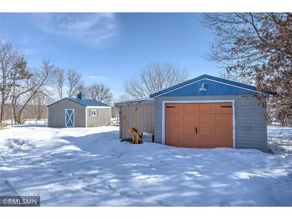Osceola, WI 54020,862 218th St