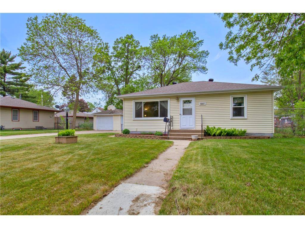 6007 Bryant Ave, Brooklyn Center, MN 55430