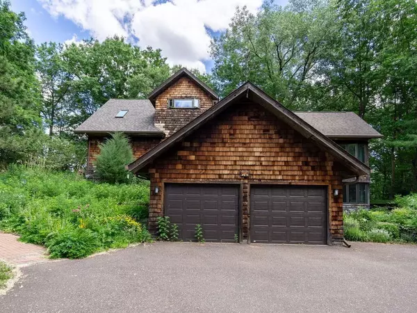 Menomonie, WI 54751,619 Grand View Heights Ct