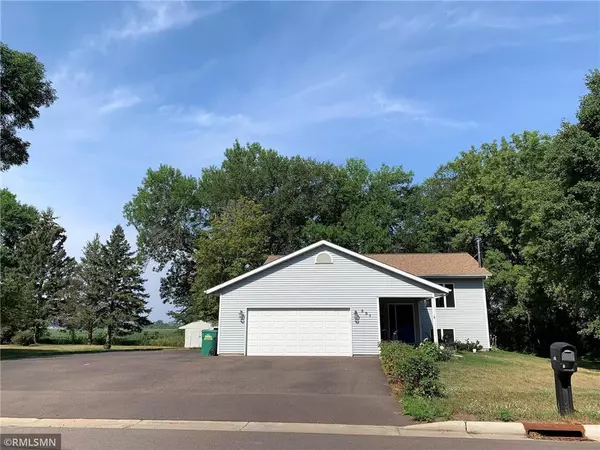 331 Peterson Dr, Dresser, WI 54009