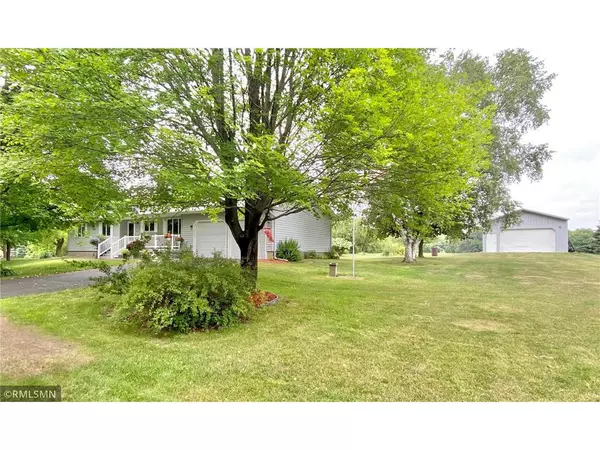 2777 30th Ave, Osceola, WI 54020