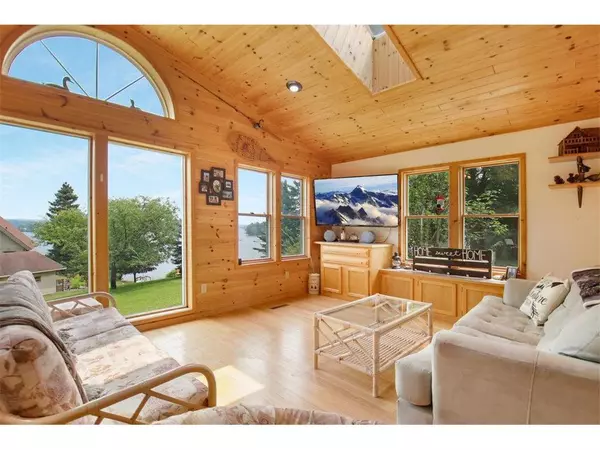 Sarona, WI 54870,N1494 County Highway Md