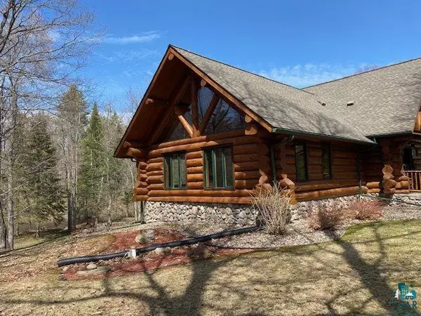 South Range, WI 54874,8496 S County Rd L