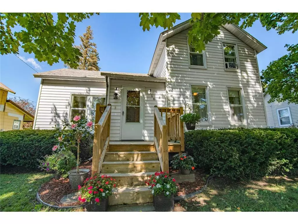 Glenwood City, WI 54013,116 E Elm St