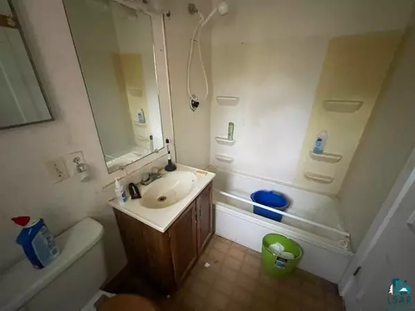 South Range, WI 54874,3489 S County Rd E