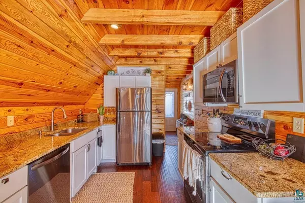 South Range, WI 54874,6736 E County Rd B