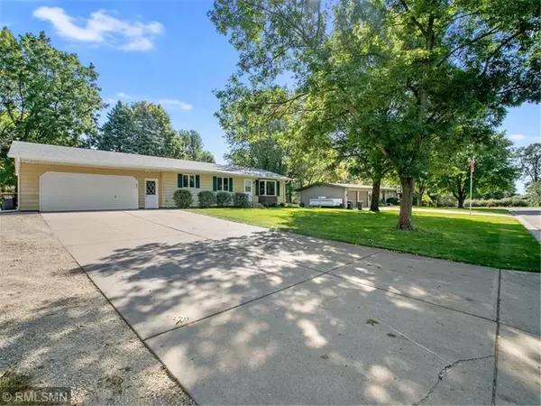 Prescott, WI 54021,186 Linden Rd