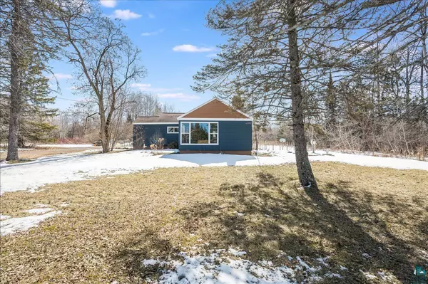 South Range, WI 54874,7156 E County Rd E