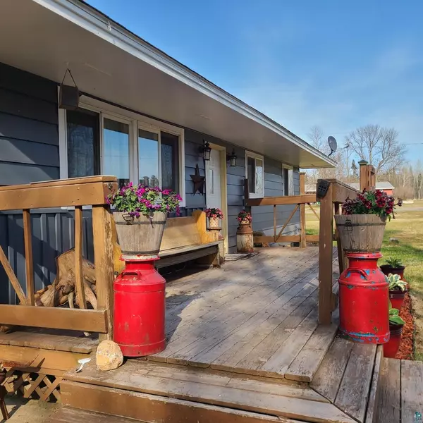 South Range, WI 54874,8587 E Ronchi Rd