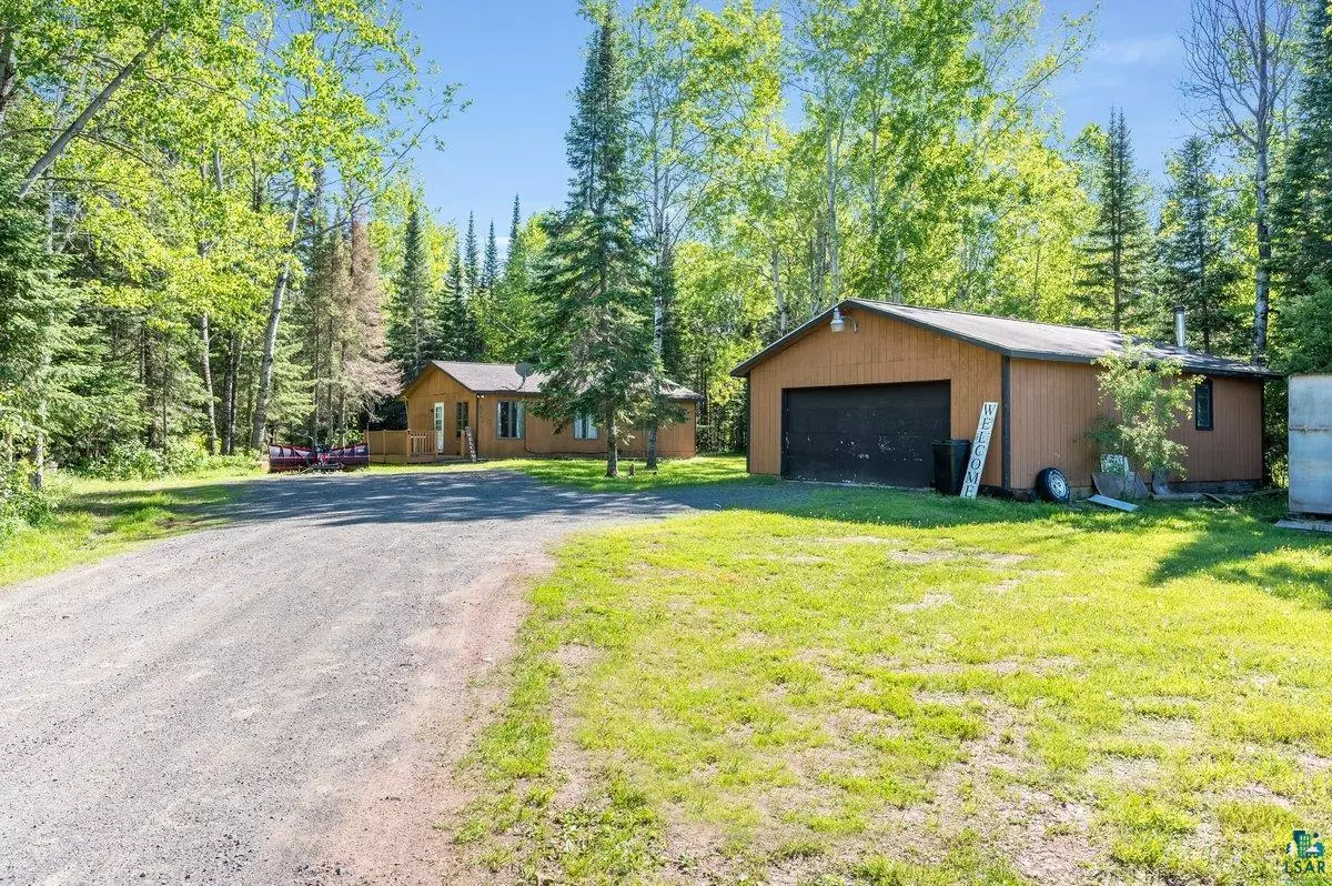 South Range, WI 54874,8266 E Old Hwy 13