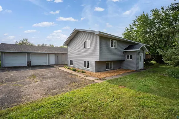 South Range, WI 54874,4452 S Rockmont Rd