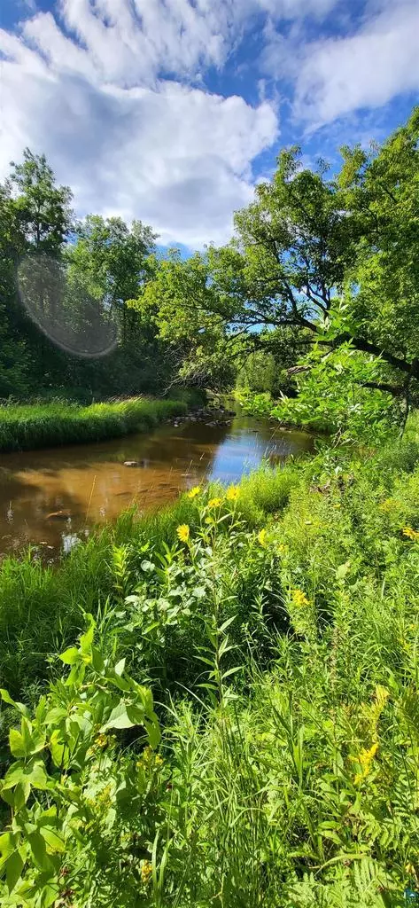 South Range, WI 54874,3210 S River Rd