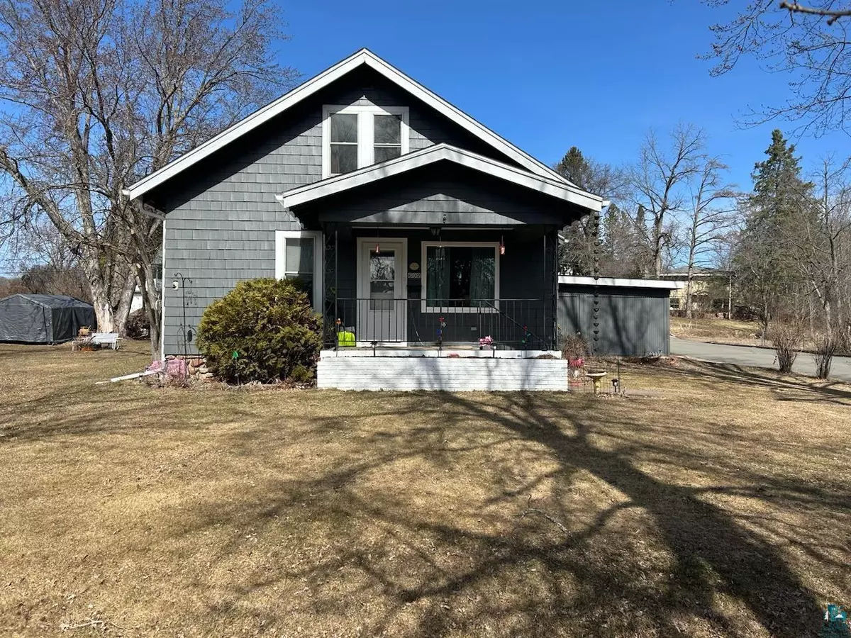 Spooner, WI 54801,602 Oak St