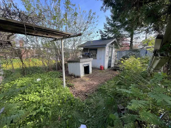 Superior, WI 54880,2008 E 2nd St