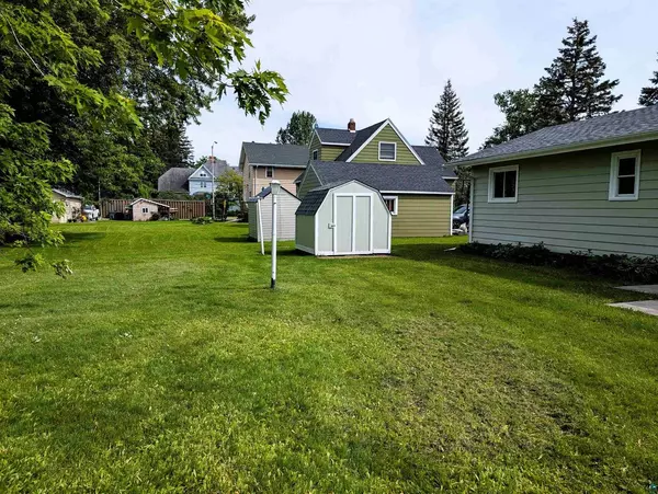 Superior, WI 54880,63 E 7th St