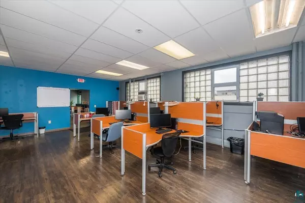 Superior, WI 54880,1402 Belknap St