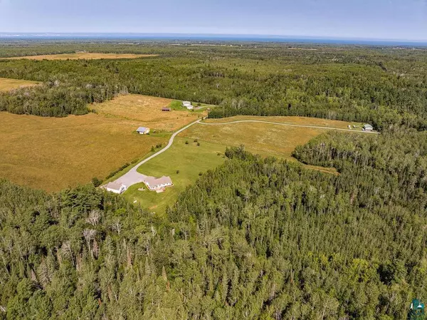 South Range, WI 54874,4170 S Partridge Ln