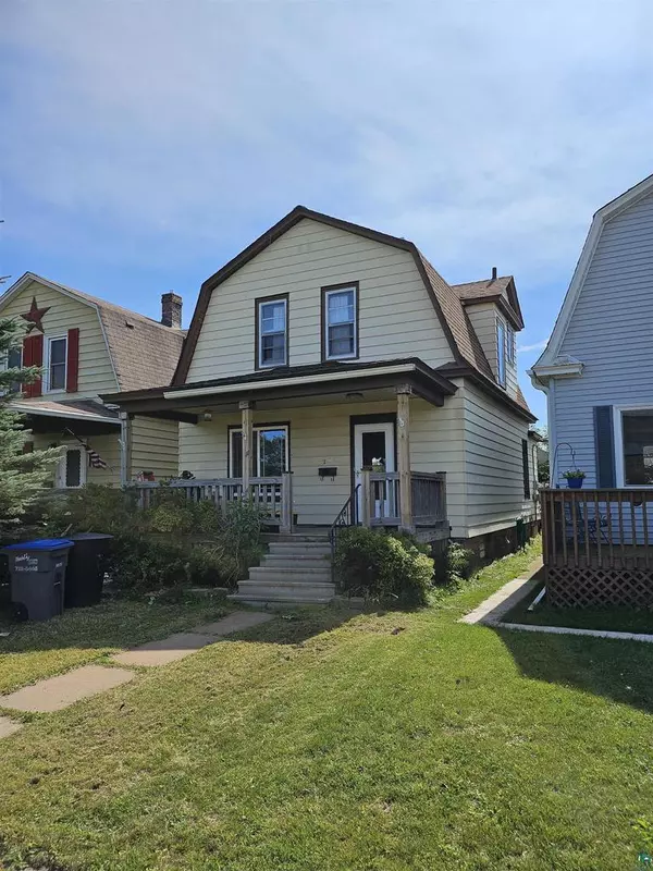 1208 N 8th St, Superior, WI 54880