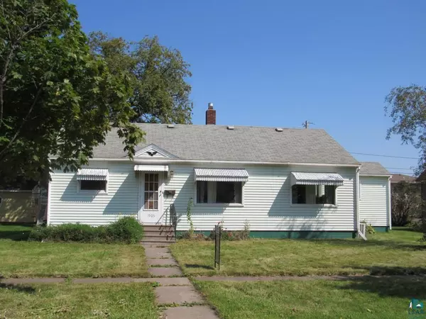 1905 E 3rd St, Superior, WI 54880