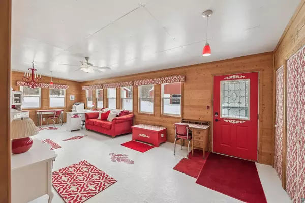 South Range, WI 54874,7212 E County Rd E