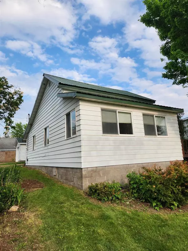 Drummond, WI 54832,52530 Owen Ave