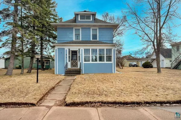 814 N 20th St, Superior, WI 54880